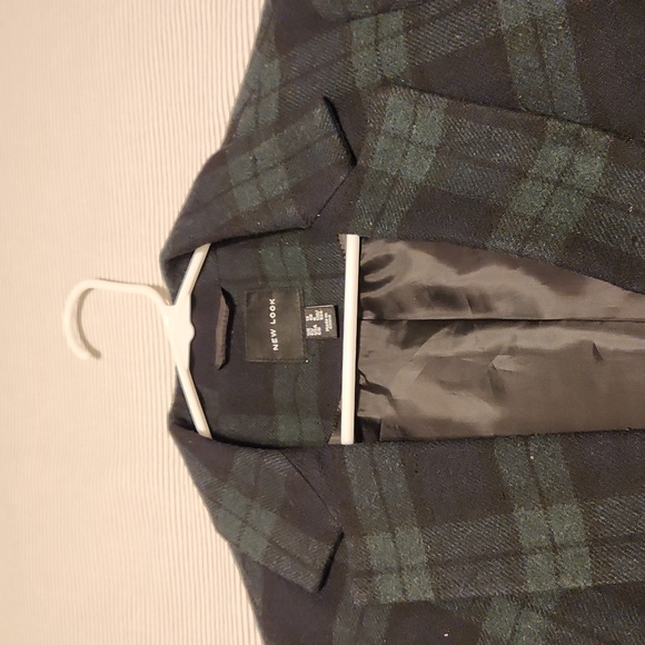 Ladies winter coat - Picture 2 of 7